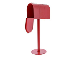 Boite aux lettres en metal sur support rouge