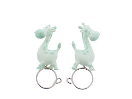 OTL Giraffe  Quenie  on clip
