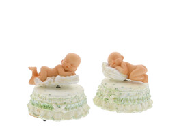 OTL Baby on cushion music-box