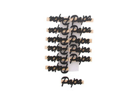 Tekst  Papa  op speld zwart
