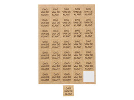 Sticker vierkant 40 x 40 mm  Dag van de klant  kraft