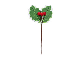 2 holly leaves with 3 red berries