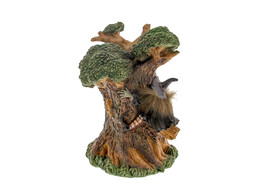 OTL Sorciere  Trude  contre arbre tirelire