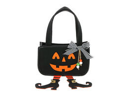 Panier avec de bottes de sorciere GM